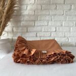 BURNT ORANGE- Husa pilota cu volanase