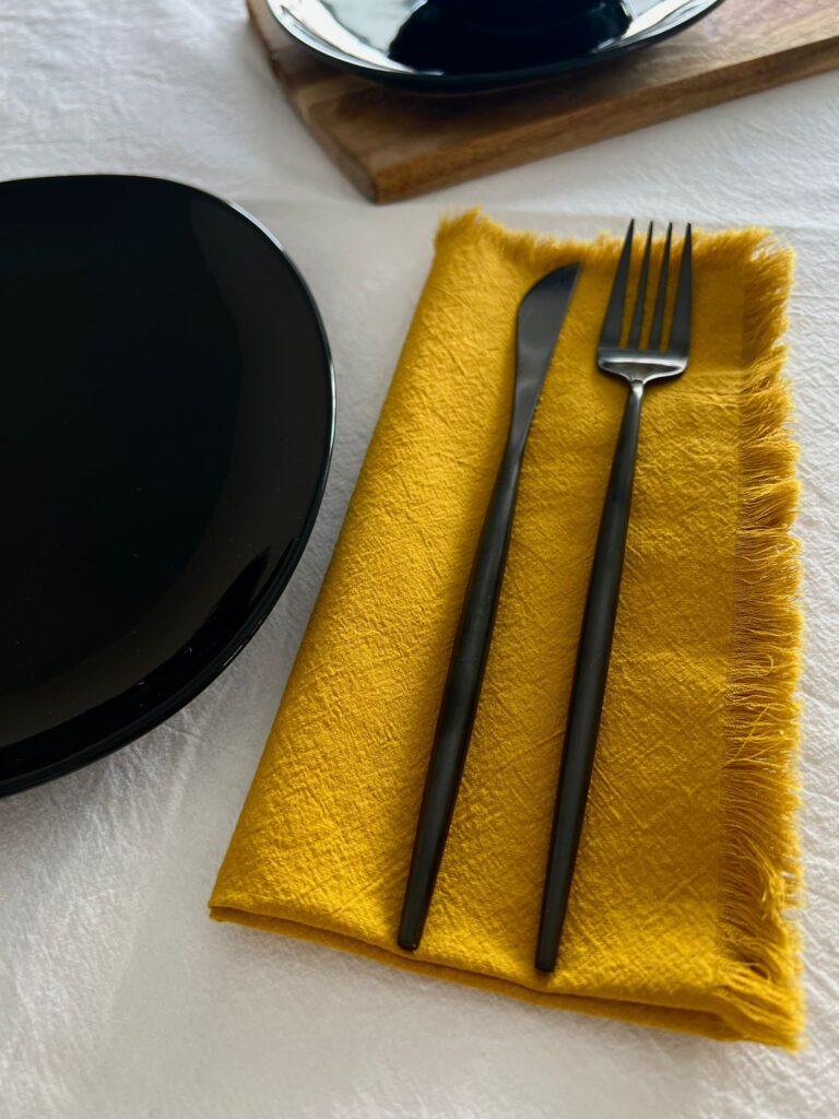 ȘERVETE DIN  BUMBAC PRESPĂLAT CU FRANJURI - SUNFLOWER YELLOW (SET DE 2) - imagine 3