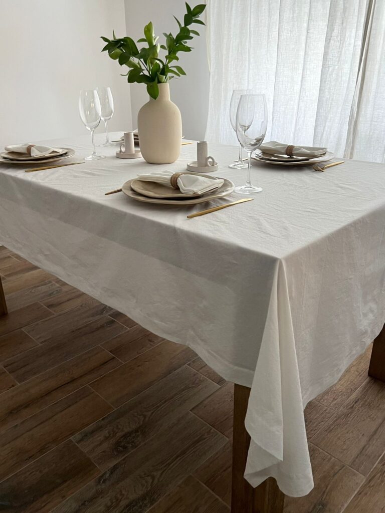 FAȚĂ DE MASĂ CLASICĂ DIN BUMBAC PRESPĂLAT - PURE WHITE - imagine 3
