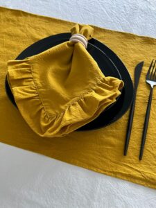 ȘERVETE DIN  BUMBAC PRESPĂLAT CU VOLĂNAȘE - SUNFLOWER YELLOW (SET DE 2) - imagine 3
