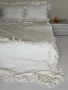 Set lenjerie din muselina cu volanase, culoare IVORY, 3 piese - imagine 4