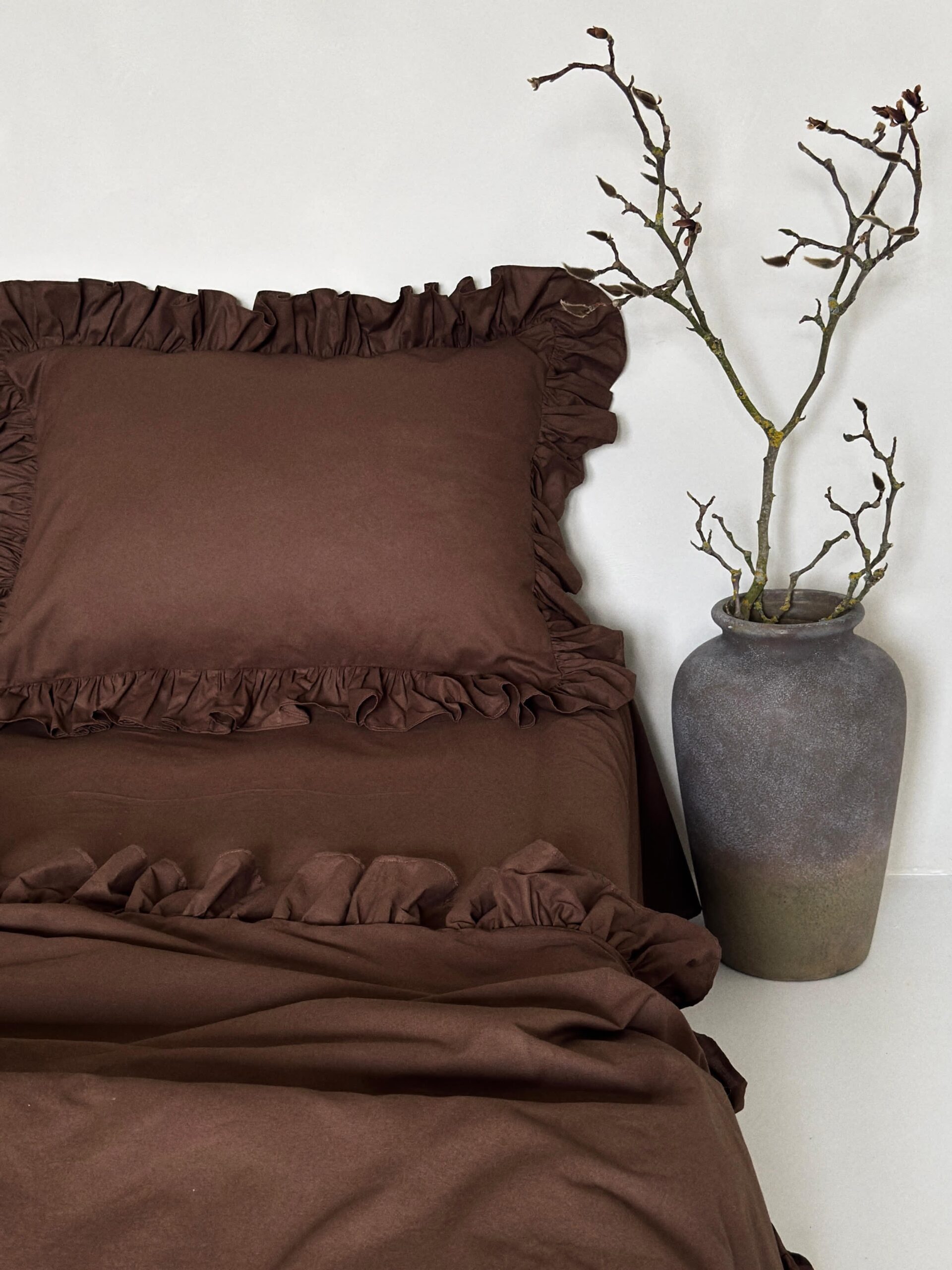 hgjgj Set lenjerie cu volanase, culoare CHOCOLATE BROWN, 4 piese - imagine 1