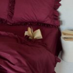 Husa pilota cu volanase, culoare DARK BURGUNDY