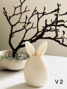 Bunny Ears Candle - imagine 3
