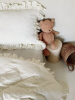 BABY POWDER- Lenjerie muselină cu volanașe pentru copii (2 pcs)