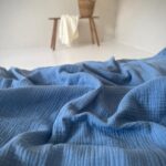MOONLIGHT BLUE - Lenjerie muselină cu volanașe pentru copii (2 pcs)