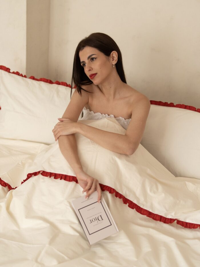 Set lenjerie cu volanase delicate, culoare IVORY, 4 piese - imagine 4