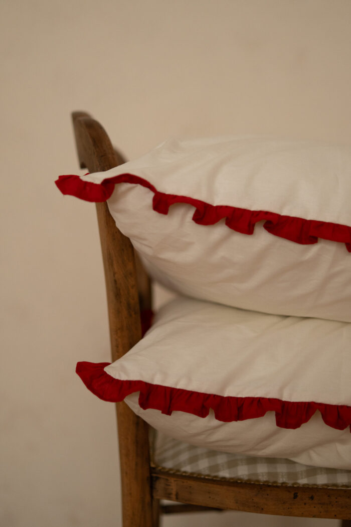 Fețe perna cu volanase delicate,  culoare IVORY, 2 piese - imagine 2